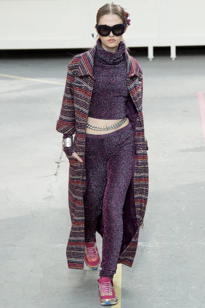 Look 2